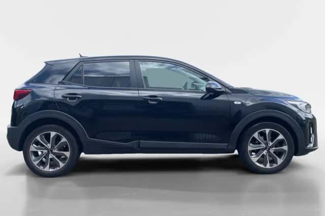 Kia Stonic (2018) thumbnail 6
