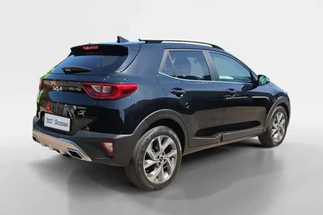 Kia Stonic (2022) thumbnail 4