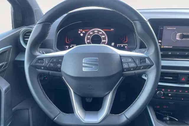 SEAT Arona (2025) thumbnail 13
