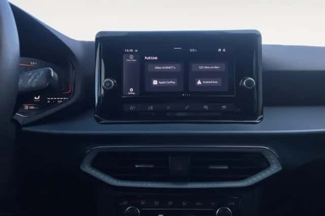 SEAT Arona (2025) thumbnail 17