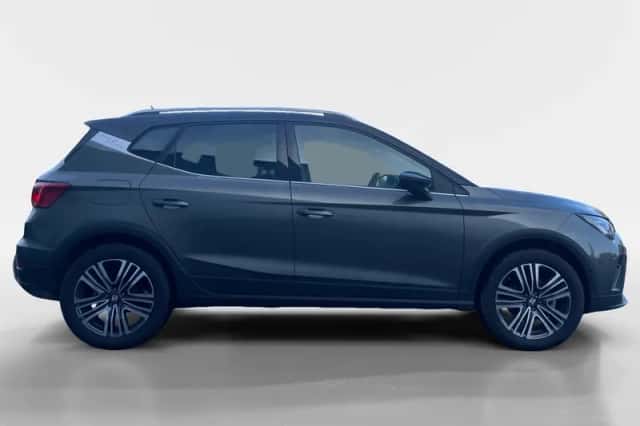 SEAT Arona (2025) thumbnail 5