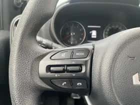 Kia Picanto (2023) thumbnail 11