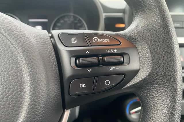 Kia Picanto (2023) thumbnail 12