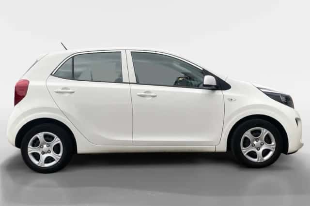 Kia Picanto (2023) thumbnail 4