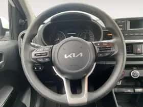 Kia Picanto (2023) thumbnail 10