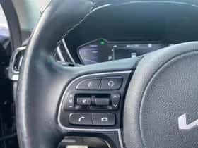 Kia Niro (2022) thumbnail 11