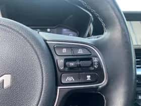 Kia Niro (2022) thumbnail 12