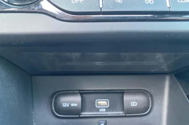 Kia Niro (2022) thumbnail 24