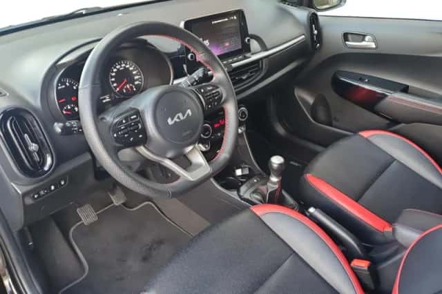 Kia Picanto (2022) thumbnail 11