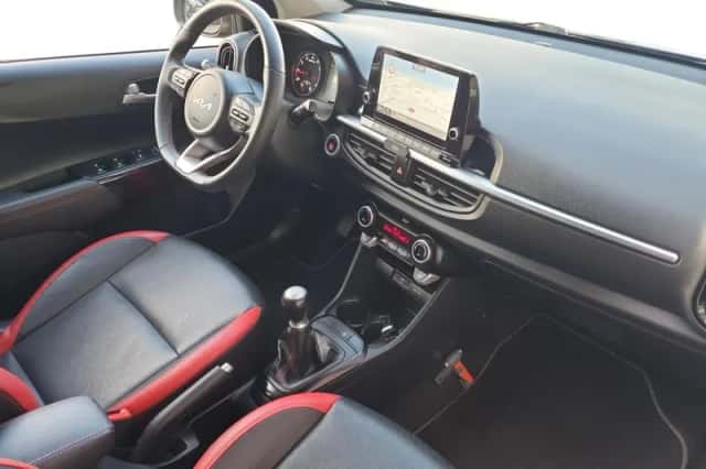Kia Picanto (2022) thumbnail 13