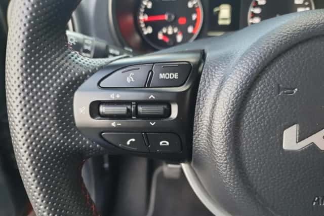 Kia Picanto (2022) thumbnail 15