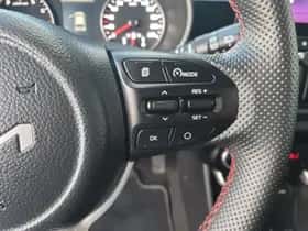 Kia Picanto (2022) thumbnail 16