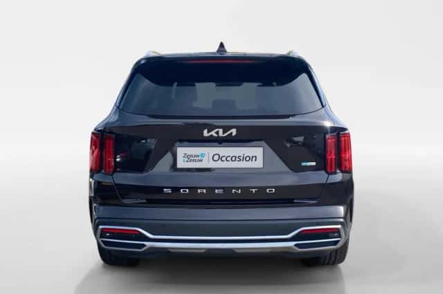 Kia Sorento (2022) thumbnail 3