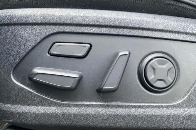 Kia Sorento (2022) thumbnail 25