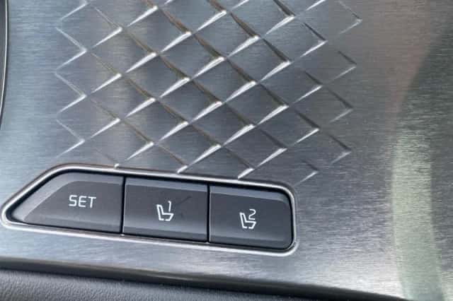 Kia Sorento (2022) thumbnail 27