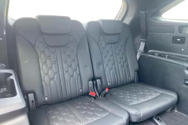 Kia Sorento (2022) thumbnail 10
