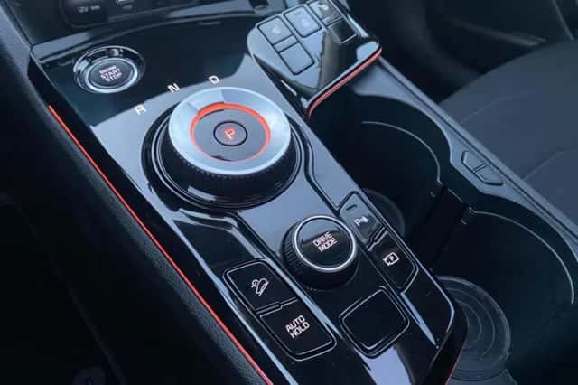 Kia Sportage (2023) thumbnail 23