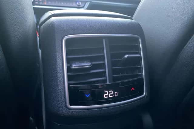 Kia Sportage (2023) thumbnail 35