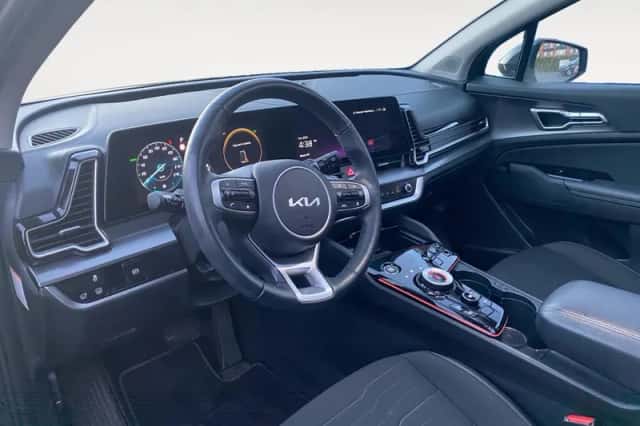 Kia Sportage (2023) thumbnail 8