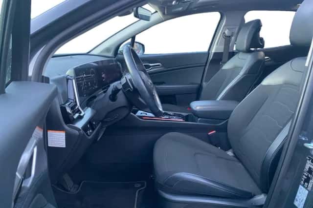 Kia Sportage (2023) thumbnail 9
