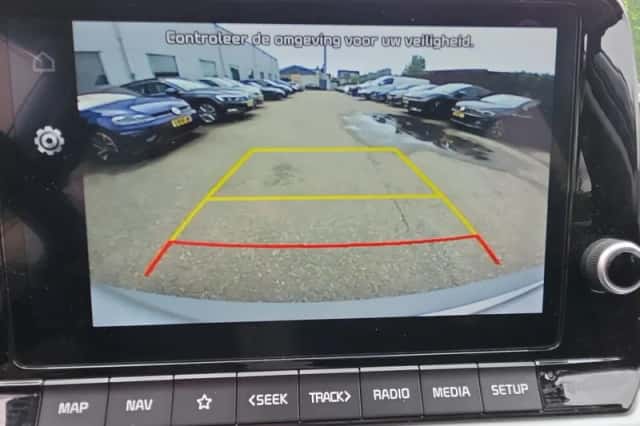 Kia Picanto (2022) thumbnail 16