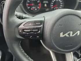 Kia Picanto (2022) thumbnail 18