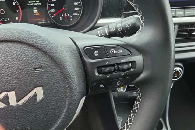 Kia Picanto (2022) thumbnail 19