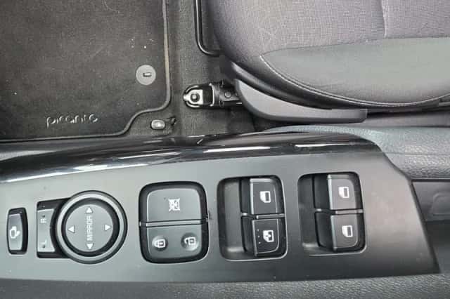 Kia Picanto (2022) thumbnail 22