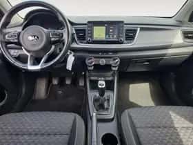 Kia Rio (2017) thumbnail 11
