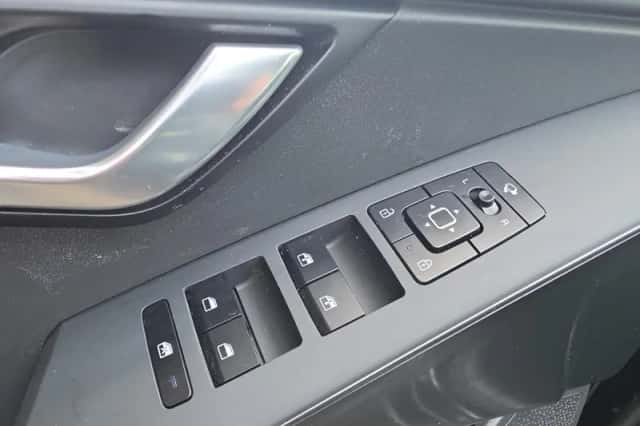 Kia Niro (2024) thumbnail 22