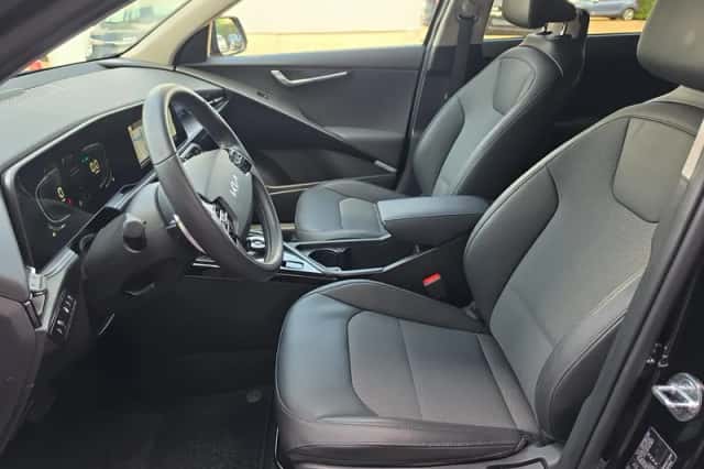 Kia Niro (2024) thumbnail 8