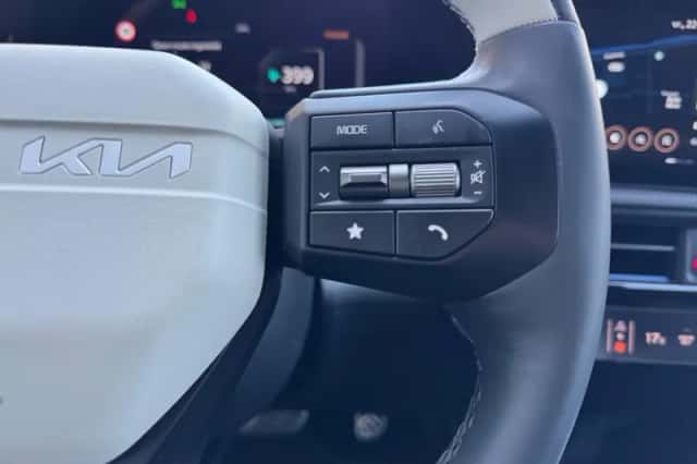 Kia EV6 (2026) thumbnail 15
