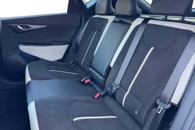 Kia EV6 (2026) thumbnail 9