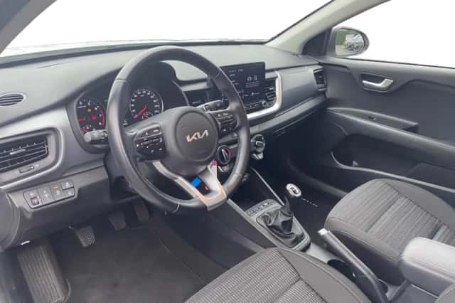Kia Stonic (2023) thumbnail 12
