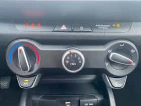 Kia Stonic (2023) thumbnail 21