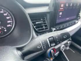 Kia Stonic (2023) thumbnail 27