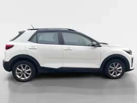 Kia Stonic (2023) thumbnail 5
