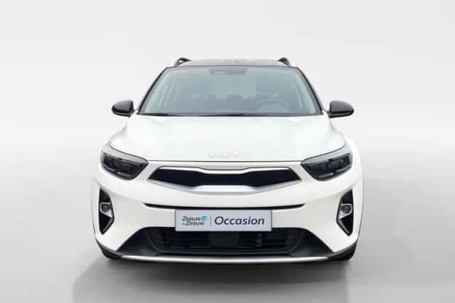 Kia Stonic (2023) thumbnail 7