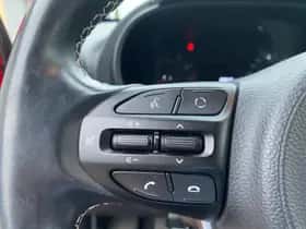 Kia Picanto (2020) thumbnail 9