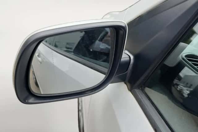 Kia Picanto (2019) thumbnail 26