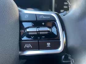 Kia Sorento (2021) thumbnail 17