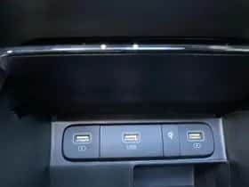 Kia Sorento (2021) thumbnail 24