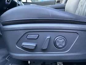 Kia Sorento (2021) thumbnail 25
