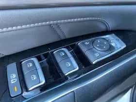 Kia Sorento (2021) thumbnail 26