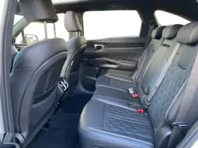 Kia Sorento (2021) thumbnail 9