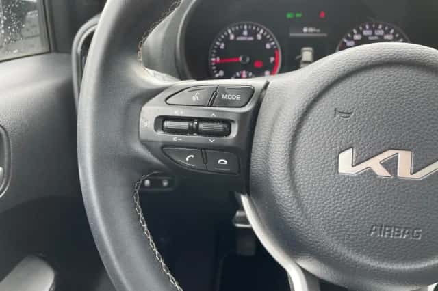 Kia Picanto (2023) thumbnail 15