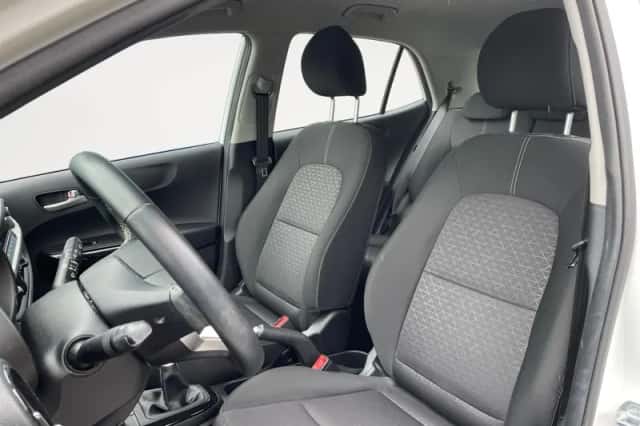 Kia Picanto (2023) thumbnail 9