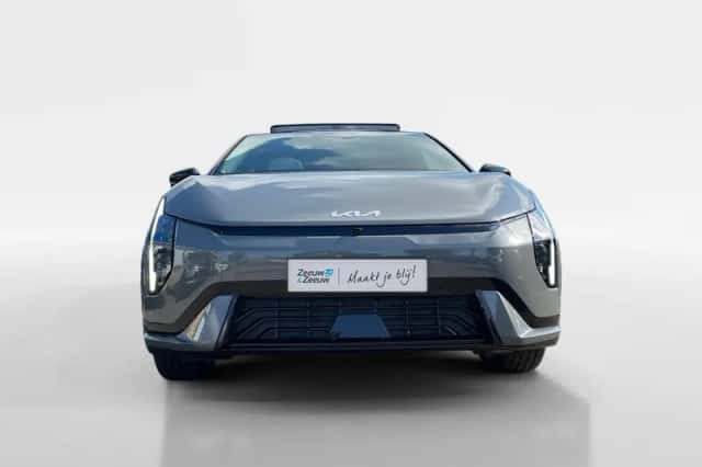 Kia EV4 (2025) thumbnail 8