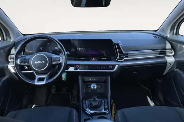 Kia Sportage (2023) thumbnail 11