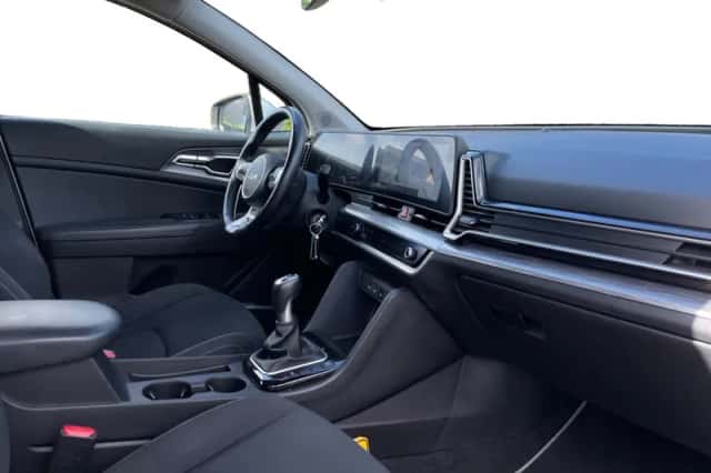 Kia Sportage (2023) thumbnail 12